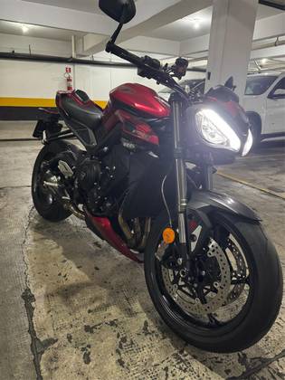 TRIUMPH STREET TRIPLE 765 RS TRIUMPH STREET TRIPLE 765 RS